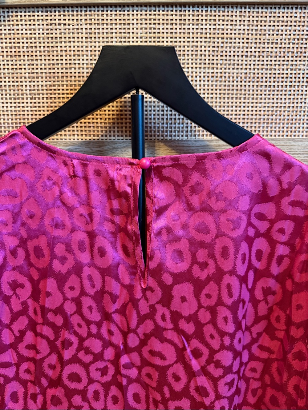Andthewhy Fuchsia Animal-Print Ruffle Sleeve Blouse - Picture 5 of 6